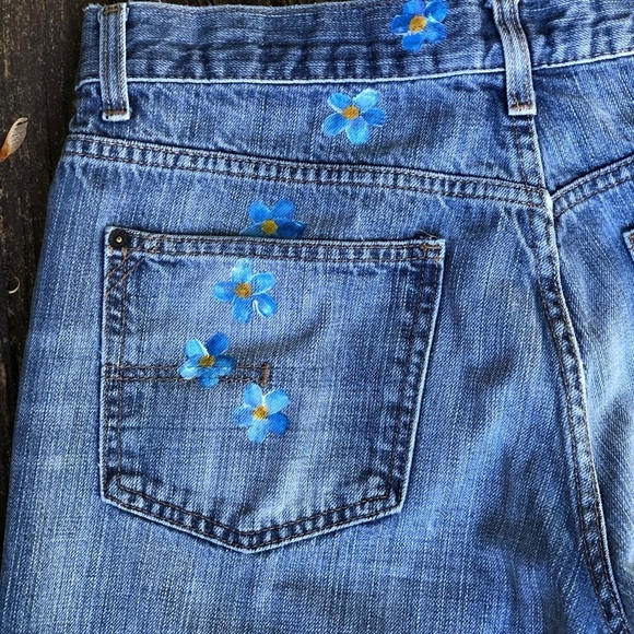 Calvin Klein Highwaisted Handpainted Jeans - Picture 12 of 13